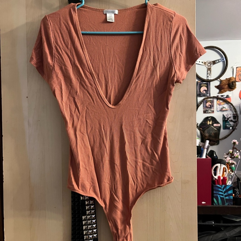 L - Bozzolo Peach Low Cut  Bodysuit